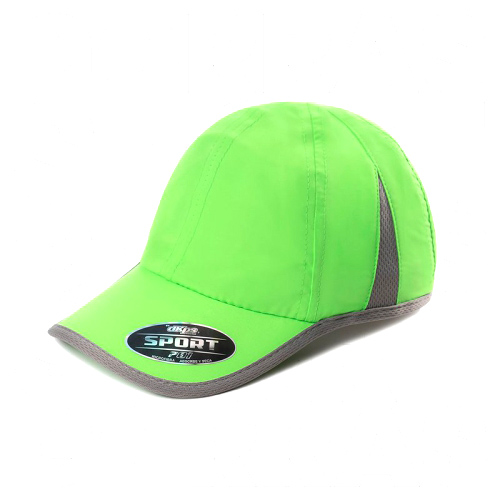 D000701, Gorra Sport. 6 Gajos. Respiraderos laterales triangulares de jersey. Contorno lineal en contraste. Ajuste de velcro con hebilla plástica. Etiqueta autoadherible de modelo en visera.