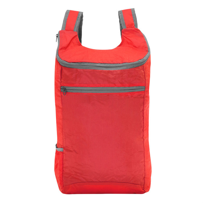 C568, Mochila OPTIMA. Mochila plegable. Compartimento principal con cierre. Bolsillo lateral elastizado. Bolsillo frontal con cierre horizontal. Cierres metálicos. Correas regulables reforzadas y acolchadas. Se comprime fácilmente en una bolsa pequeña con cierre ajustable.