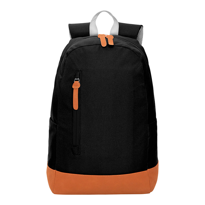 C511, Mochila NEW SPORT. Capacidad 16 litros aprox. Polyester 600D y PU. Mochila con bolsillo frontal de apertura vertical en la parte externa y cierre con detalles en PU. Dos correas ajustables y acolchonadas. Parte trasera acolchonada. En la parte inferior detalles de material PU en color marrón.