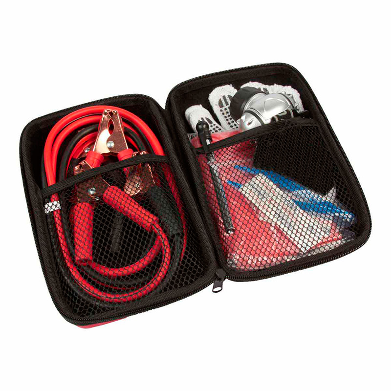 HER 020, SET DE EMERGENCIA ANKER. Set de emergencia con cables para pasar corriente. 100 amp). medidor de presión de aire. 50 psi). guantes. lámpara con 7 LEDS. impermeable. curitas. pinza y estuche. Baterías. 3 pilas AAA) no incluidas.