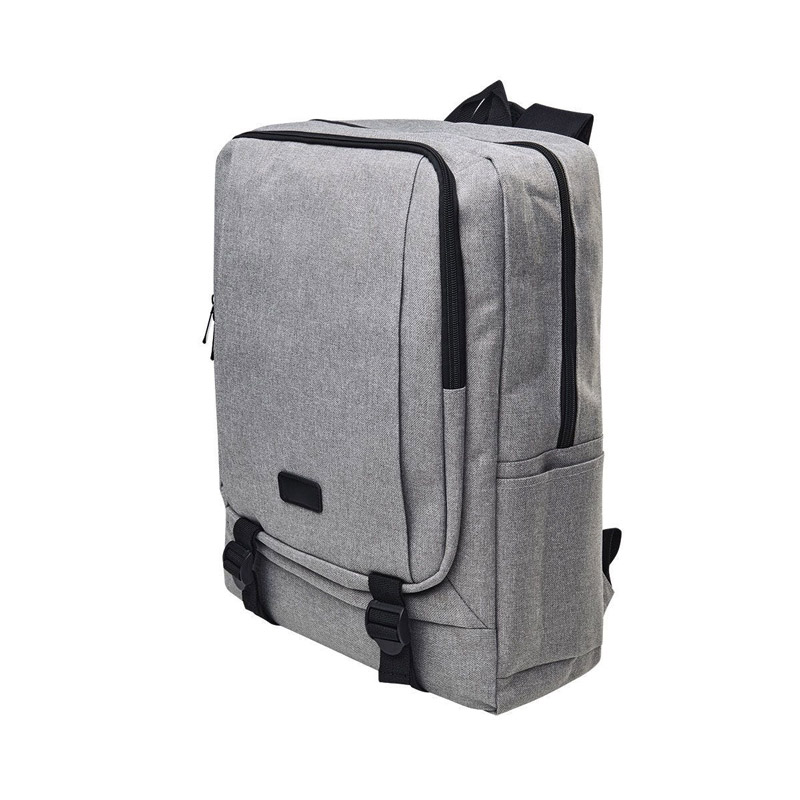 SIN 512, MOCHILA PETER. Mochila con bolsa principal con cierre y bolsa frontal. Incluye compartimento para laptop y 2 correas ajustables en la parte inferior.