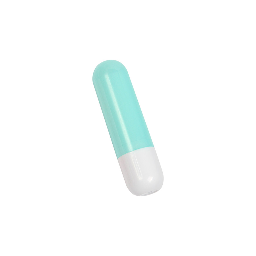 BE-030, Bálsamo labial de 6.5 gramos, en contenedor de plástico ABS con tapa translucida, esencia de rosas. Incluye caja de cartón individual.