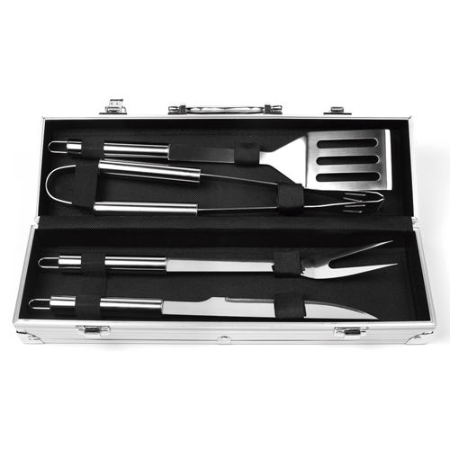 HM-018, Set bbq de 4 pzs (volteador, pinzas, trinche y cuchillo) en acero inoxidable con estuche de aluminio