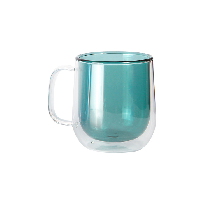 TE-124, Taza doble pared fabricada en vidrio de borosilicato, con detalle de color en la pared interna, fabricada en materiales de grado alimenticio, apta para microondas. Capacidad de 250 ml. Incluye caja de cartón individual.