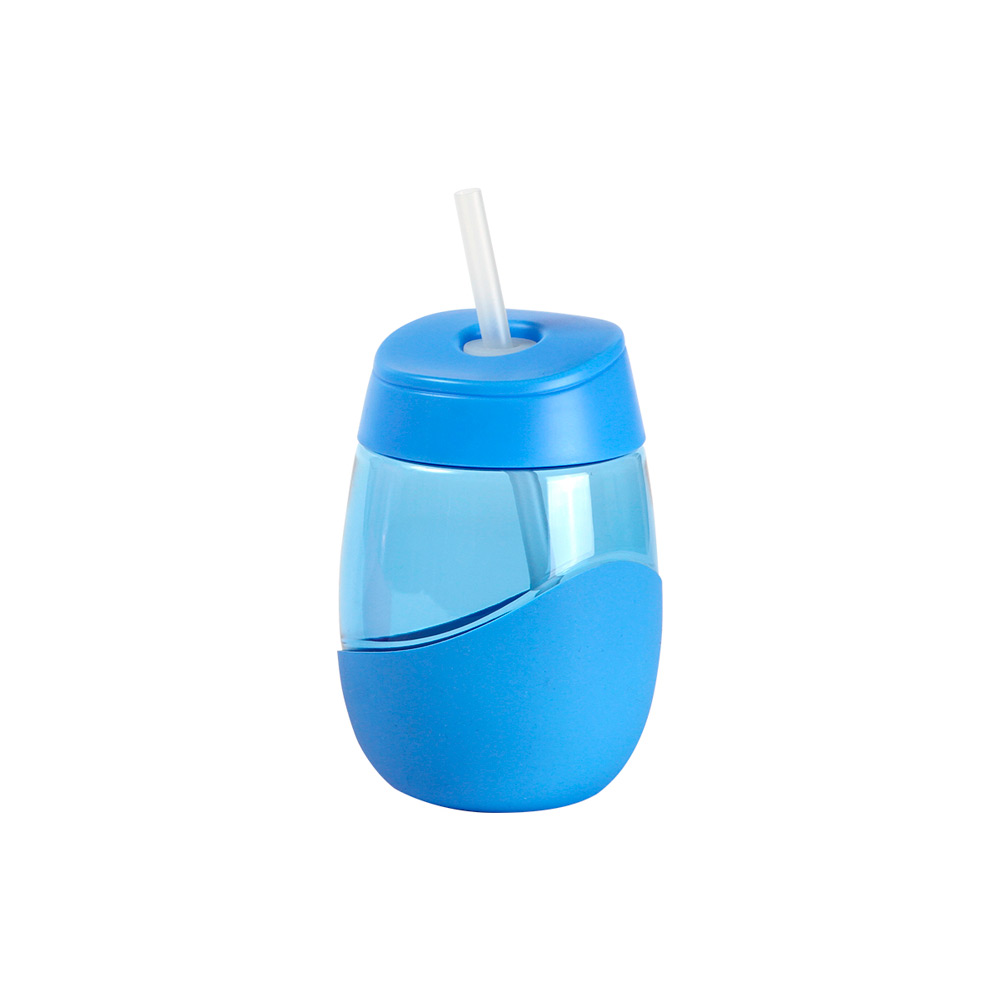 TE-161, Vaso de PETG (poliéster de glicol) con tapa de Polipropileno y base de silicón, incluye popote transparente. Fabricados en materiales de grado alimenticio, no apto para microondas. Capacidad 530 ml.