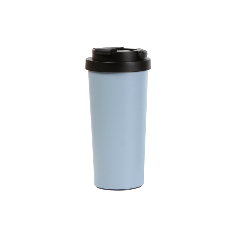 TE-190, Termo fabricado acero inoxidable de 304 , con tecnología anti derrapante. Este vaso está equipado con un chupón en la parte inferior diseñado para prevenir caídas y derrames accidentales otorgándole una mayor estabilidad. Con capacidad de 480 ml, permite mantener tus bebidas frías o calientes por un largo tiempo.