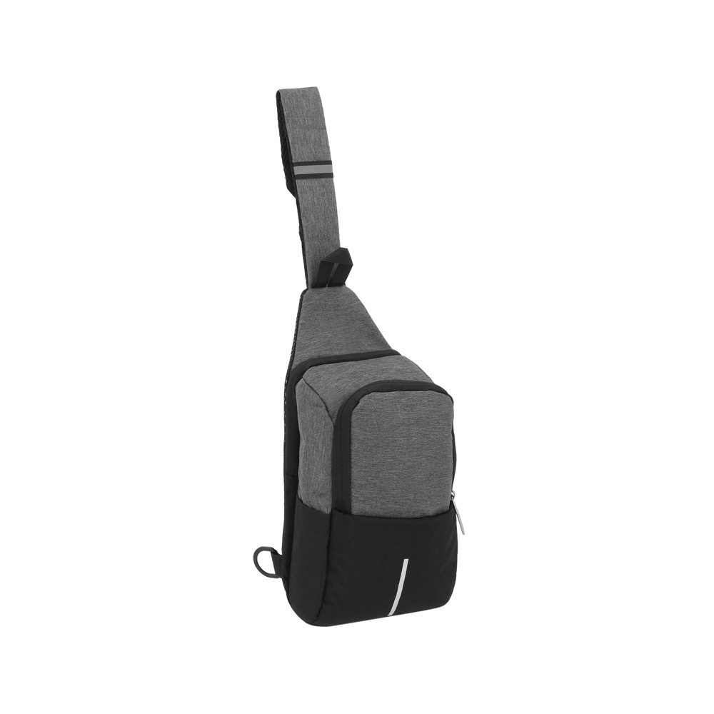 BL-148, Bolsa de hombro con uno compartimento de seguridad y uno frontal. Incluye franja antirreflejante en la parte frontal y asa superior.