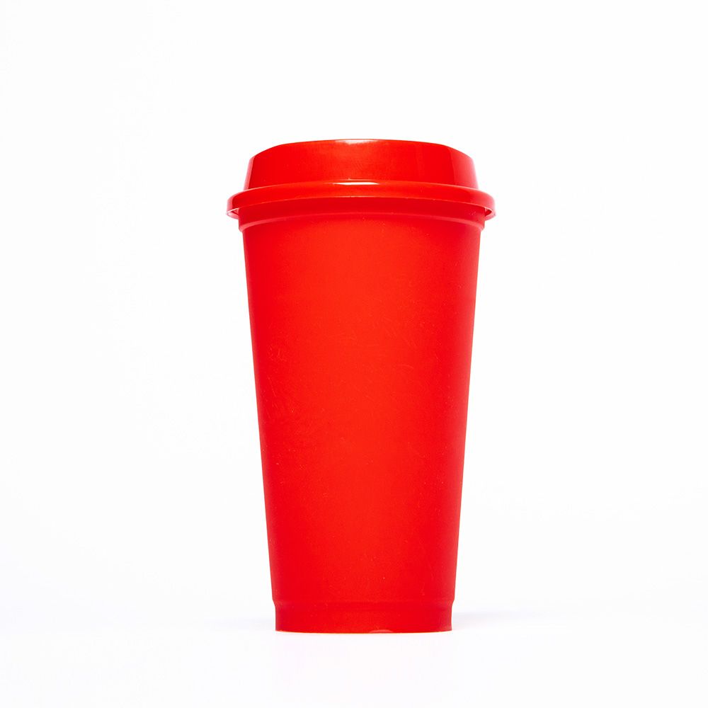 60159, Vaso de plástico con tapa y capacidad de 475 ml.