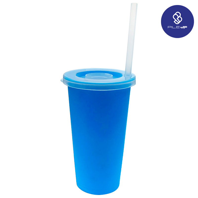 60210, VASO ICE PILE UP . Vaso de plástico reutilizable apilable con popote, ideal para bebidas frías Pile Up. Capacidad 475 ml/16 oz. BPA Free. VENTA POR CAJA. CONSULTA EXISTENCIAS CON TU EJECUTIVO DE VENTAS.